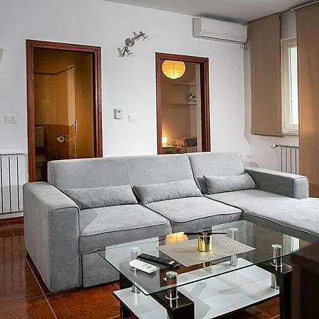 Orbanic Apartment *
